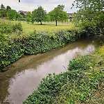En Bord De Riviere 度假居 *