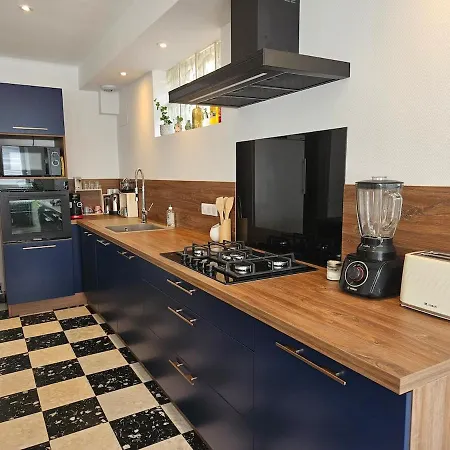 Vakantiehuis En Bord De Riviere *