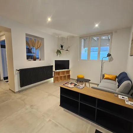 En Bord De Rivière *