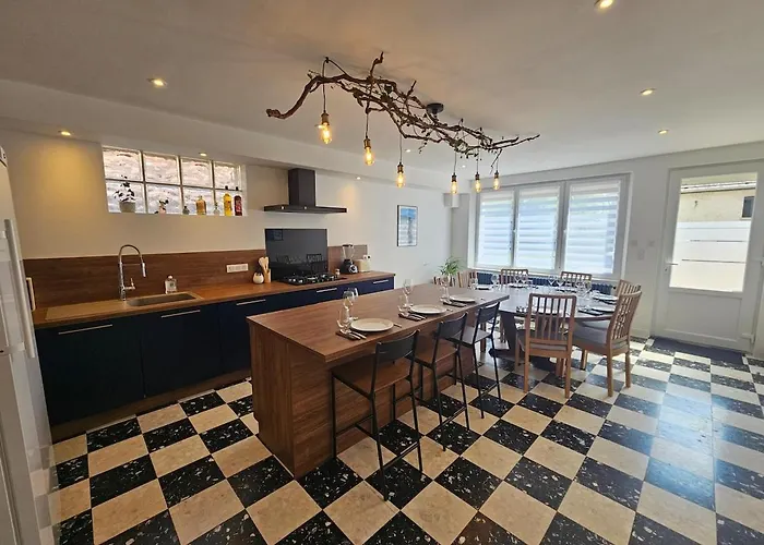 Hébergement de vacances En Bord De Rivière *